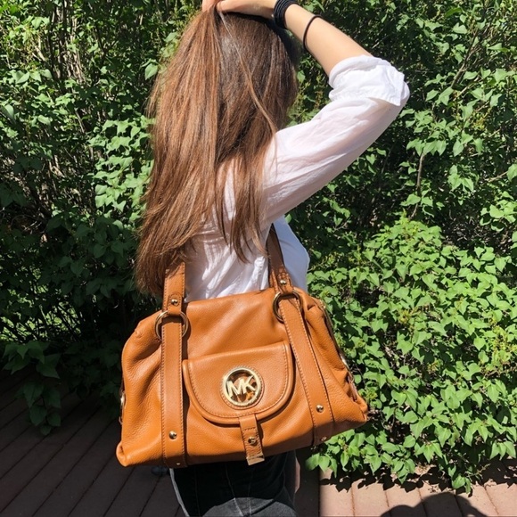 Michael Kors Pebbled Leather Satchel Bag - Picture 2 of 16